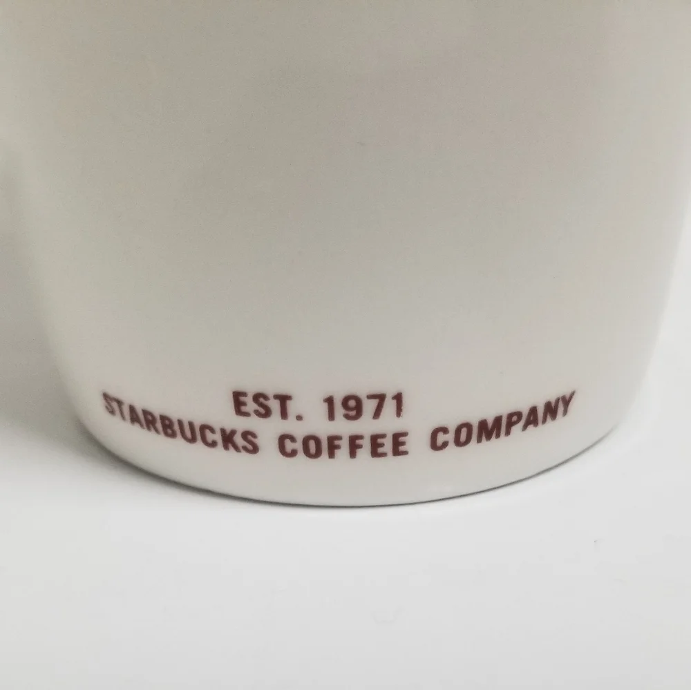 STARBUCKS 2010 TALL 12 Ounce White Coffee Cup Mug